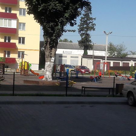 Apartments Koryatovichi Street Kamianets-Podilskyi Εξωτερικό φωτογραφία