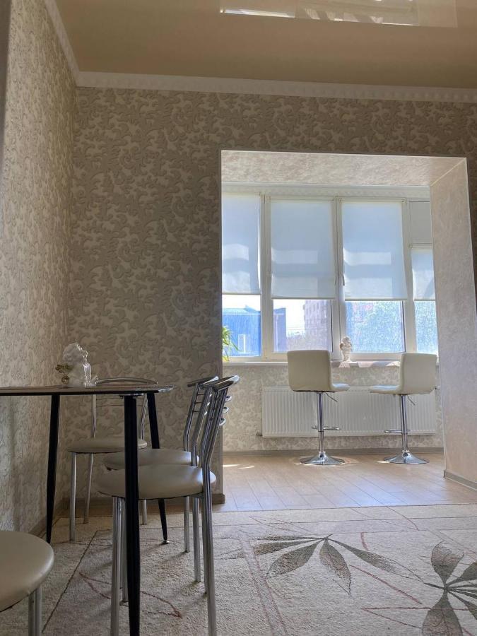 Apartments Koryatovichi Street Kamianets-Podilskyi Εξωτερικό φωτογραφία