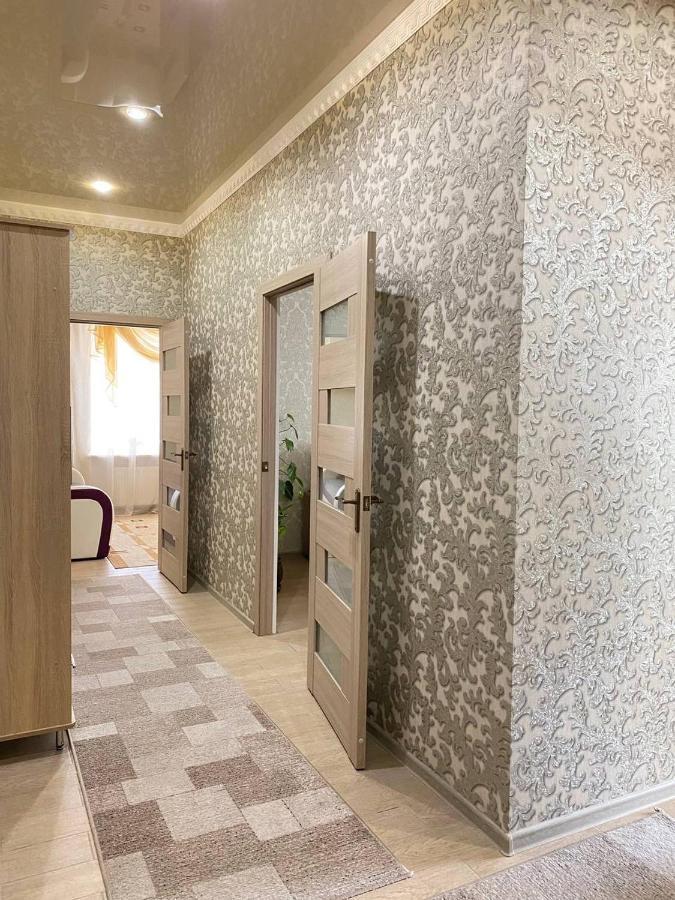 Apartments Koryatovichi Street Kamianets-Podilskyi Εξωτερικό φωτογραφία